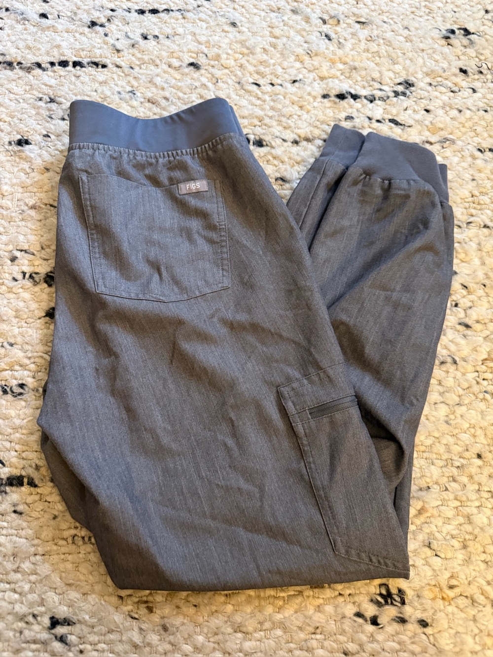 FIGS Technical Collection Jogger Scrub Pants grey Women’s Size small